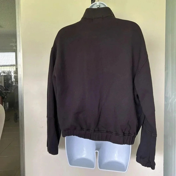 Monrow Seamed Bomber jacket black zip front pockets Size L - Picture 4 of 10